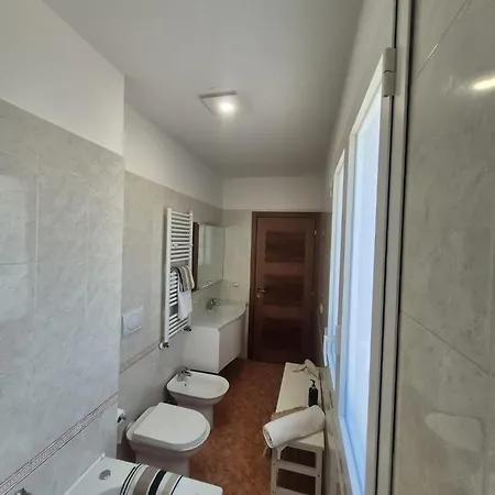 India 4* Trecastagni